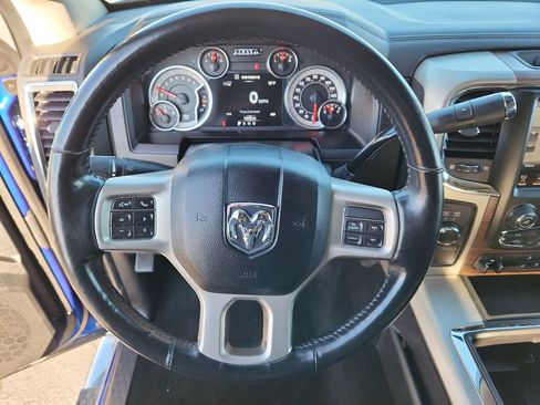 Used 2015 RAM 2500 Laramie w/ Convenience Group image 17