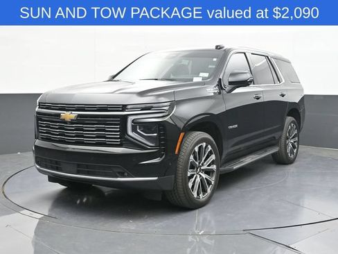 Used 2025 Chevrolet Tahoe High Country w/ Sun And Tow Package AWD/4WD image 3