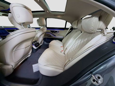 New 2026 Mercedes-Benz S 580 4MATIC Sedan image 25
