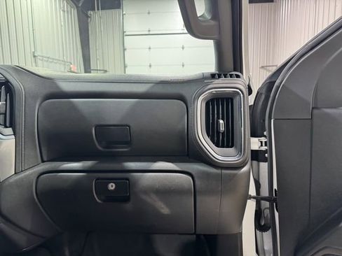 Used 2023 Chevrolet Silverado 2500 LT image 24