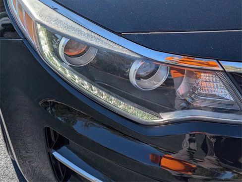 Used 2016 Kia Optima EX w/ Premium Package image 4