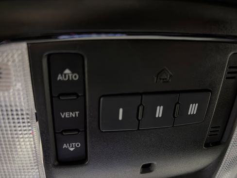 Used 2024 Dodge Durango R/T image 23