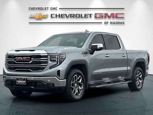 Used 2025 GMC Sierra 1500 SLT w/ SLT Premium Plus Package image 7