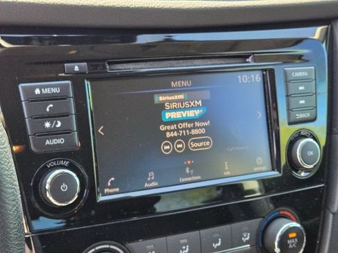 Used 2019 Nissan Rogue S FWD image 31