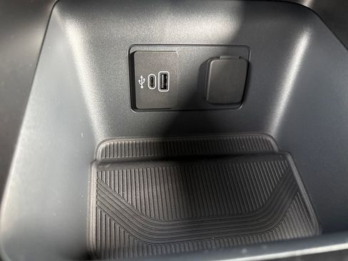 New 2026 Ford Explorer ST-Line w/ ST-Line Street Pack image 34