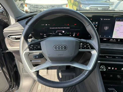 Used 2025 Audi Q5 Premium w/ Convenience Package AWD/4WD image 5