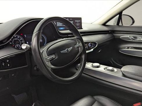 Used 2022 Genesis GV70 2.5T w/ Select Package image 23