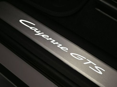 Certified 2026 Porsche Cayenne GTS AWD/4WD image 41