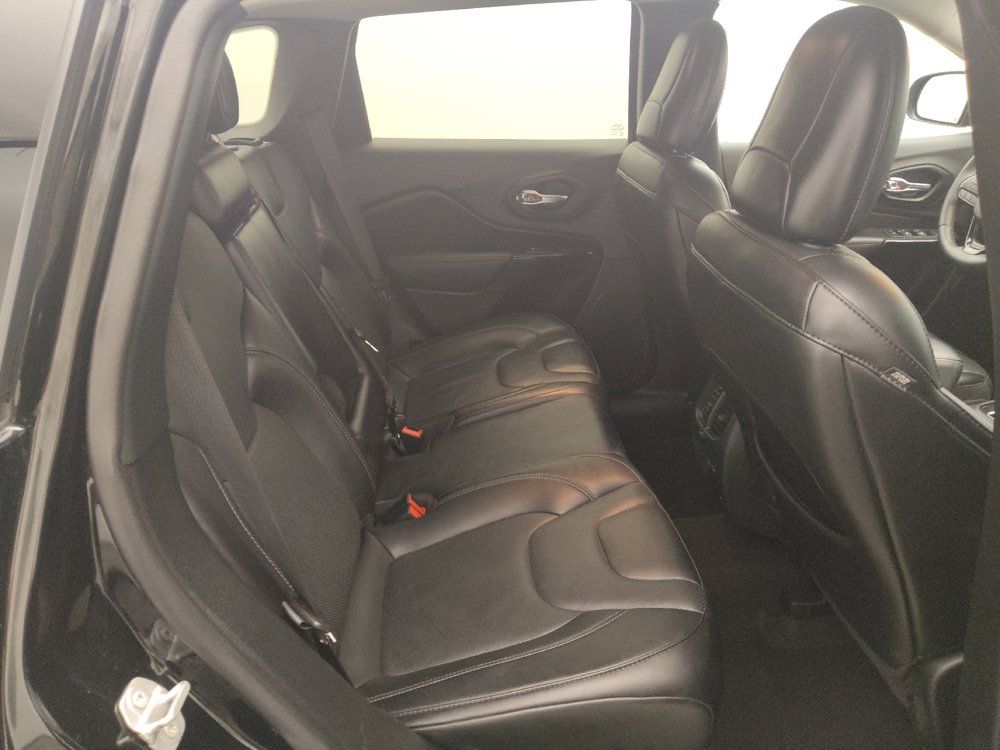 Used 2023 Jeep Cherokee Altitude Lux AWD/4WD image 19
