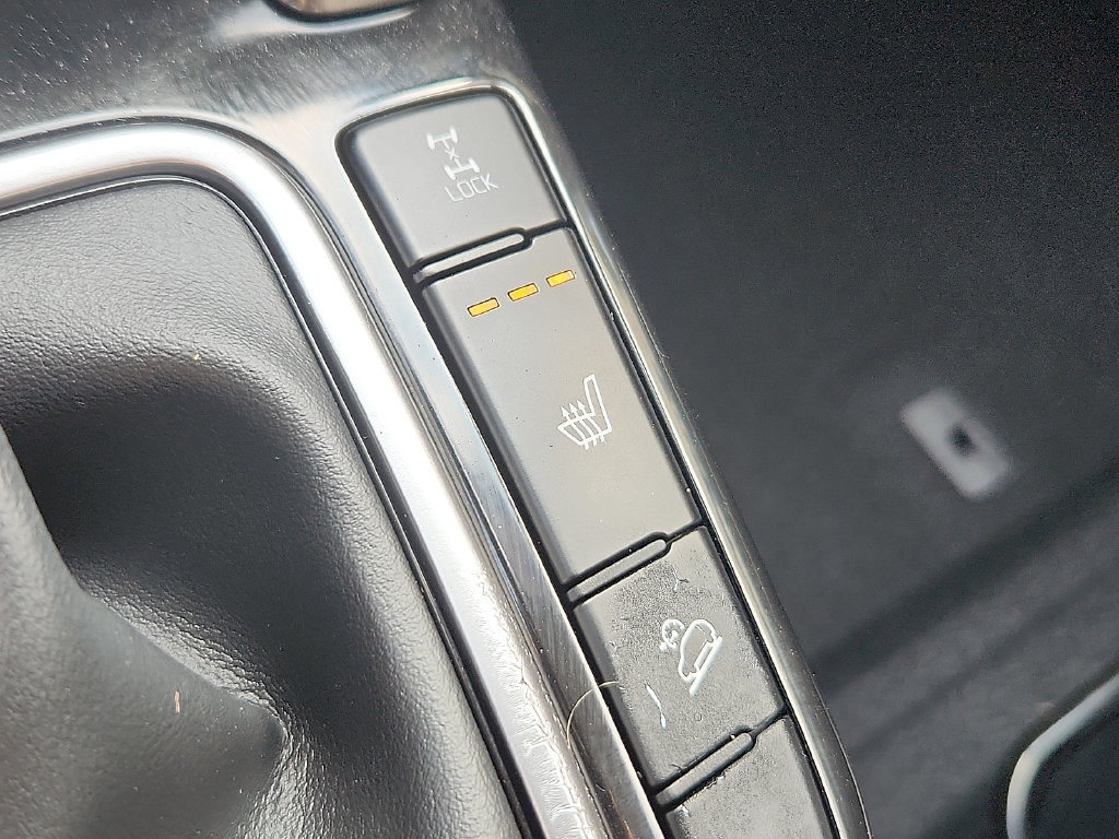 Used 2024 Kia Seltos EX AWD/4WD image 19