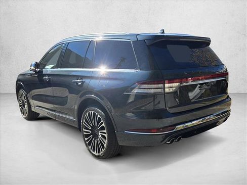 Used 2020 Lincoln Aviator Black Label w/ Dynamic Handling Package image 8