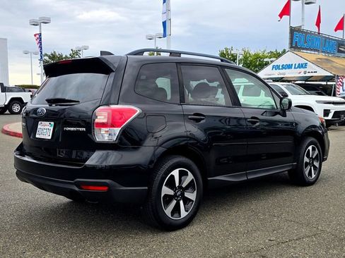 Used 2018 Subaru Forester 2.5i Premium AWD/4WD image 4