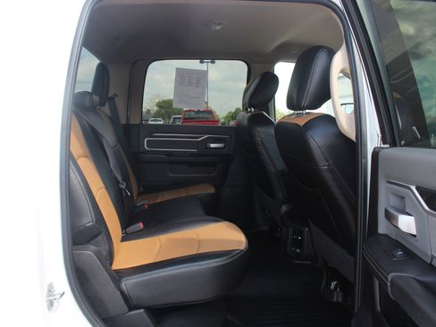 Used 2019 RAM 2500 Big Horn image 15