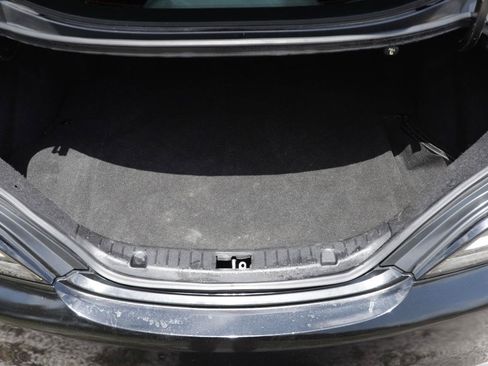 Used 2013 Hyundai Genesis 2.0T RWD image 10