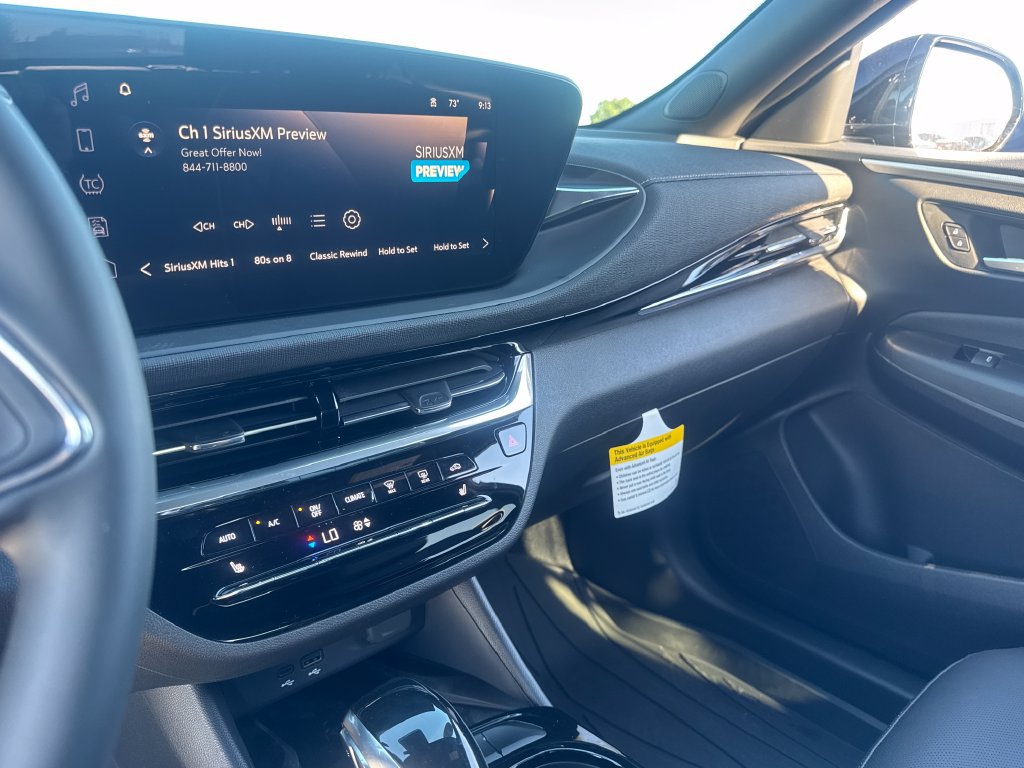 New 2026 Buick Envista Avenir FWD image 18