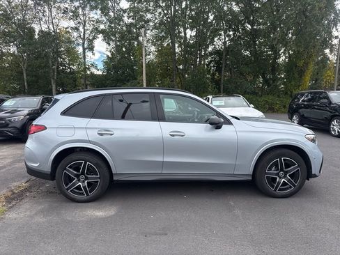 Certified 2025 Mercedes-Benz GLC 300 4MATIC image 11