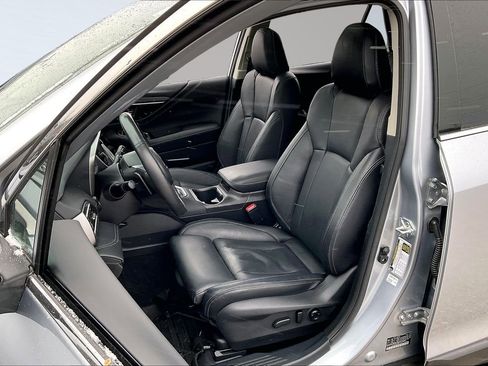 Certified 2025 Subaru Outback Touring XT image 26