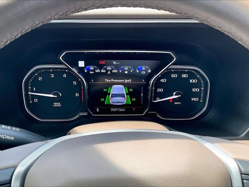 Used 2021 GMC Yukon Denali RWD image 13