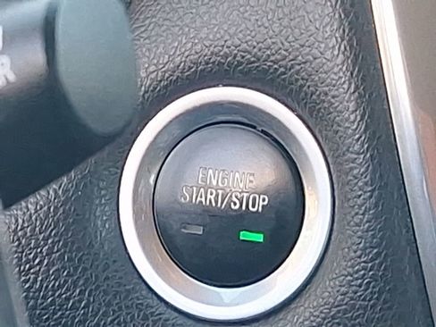 Certified 2020 Chevrolet Traverse LT image 42