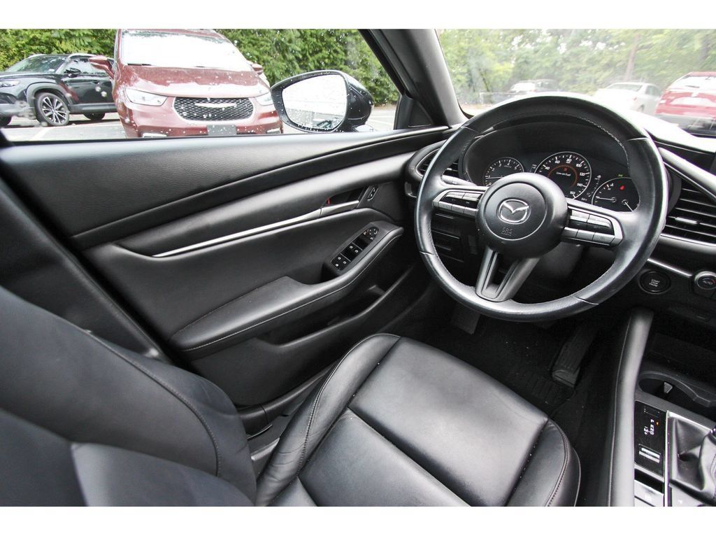Used 2021 MAZDA MAZDA3 s FWD image 7