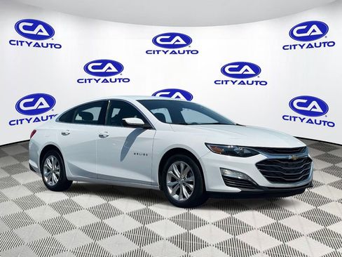 Used 2023 Chevrolet Malibu LT image 1
