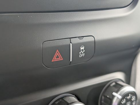 Used 2023 RAM 2500 Big Horn w/ Cold Weather Group AWD/4WD image 23