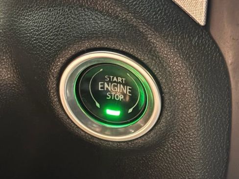 Used 2020 GMC Sierra 1500 Elevation w/ Elevation Value Package AWD/4WD image 23