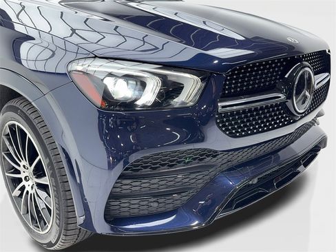 Used 2022 Mercedes-Benz GLE 350 4MATIC w/ AMG Line Exterior image 3