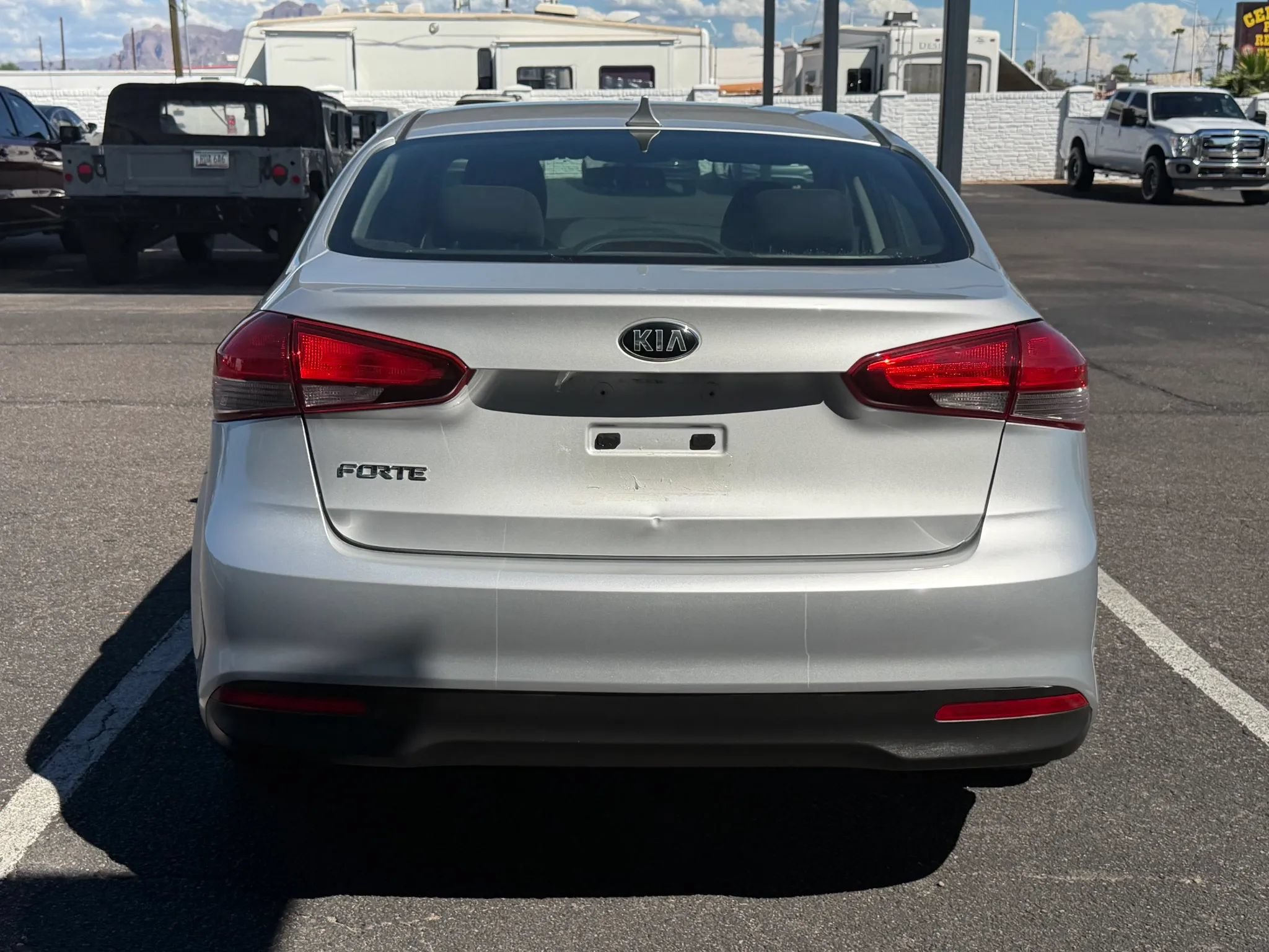 Used 2017 Kia Forte LX FWD image 7