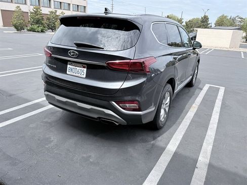 Used 2020 Hyundai Santa Fe SEL FWD image 10