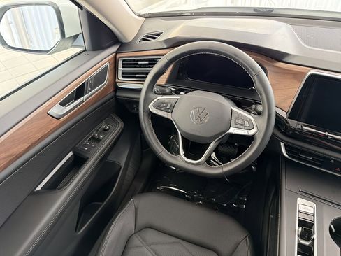 New 2026 Volkswagen Atlas SE image 26