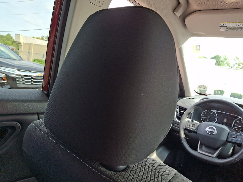 Used 2026 Nissan Rogue SV AWD/4WD image 14