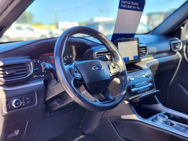 Certified 2020 Ford Explorer XLT w/ Equipment Group 202A AWD/4WD image 20