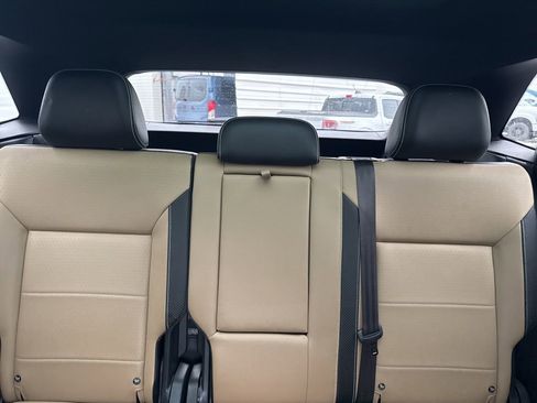 Used 2022 Volkswagen Atlas Cross Sport SE image 27