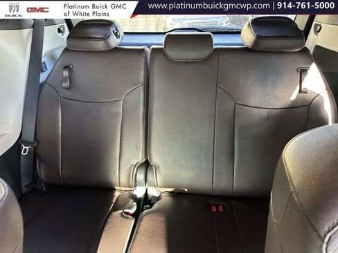 Used 2022 Toyota Sienna Platinum image 21