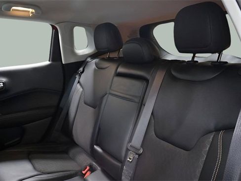 Used 2017 Jeep Compass Latitude w/ Popular Equipment Group image 12