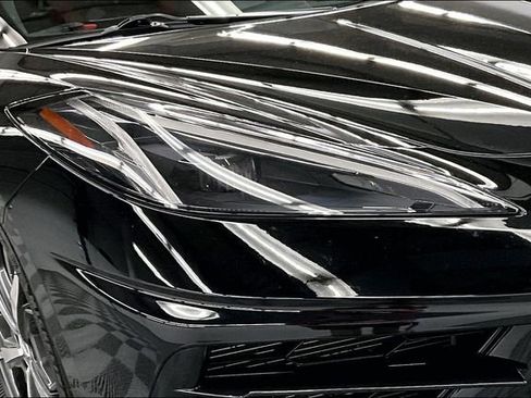 Used 2023 Chevrolet Corvette Stingray Premium Cpe w/ Battery Protection Package RWD image 34