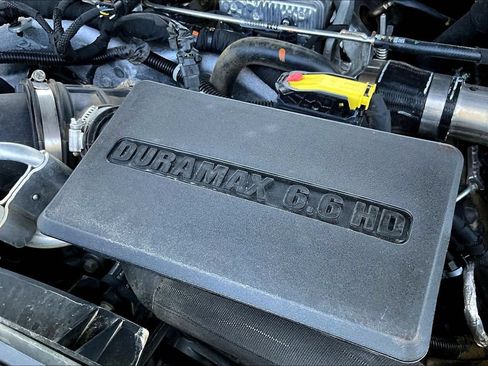 Used 2023 Chevrolet Silverado 3500 LTZ AWD/4WD image 34