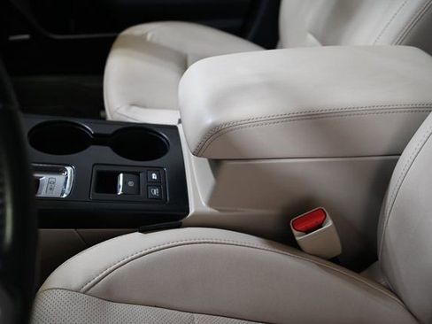 Used 2016 Subaru Outback 2.5i Limited image 24