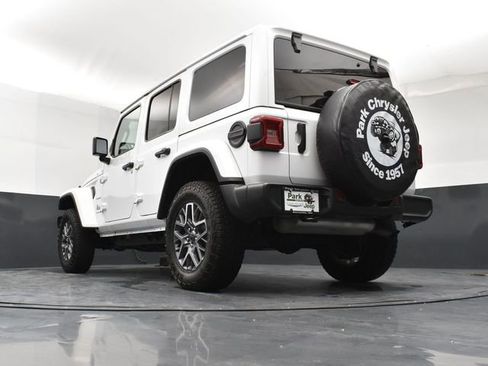 Used 2024 Jeep Wrangler Sahara w/ Technology Group image 22
