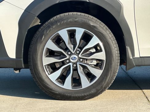 Certified 2025 Subaru Outback Limited XT image 26