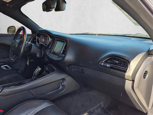 Used 2015 Dodge Challenger R/T Plus RWD image 21