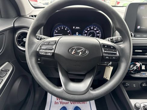 Used 2023 Hyundai Kona SE AWD/4WD image 17
