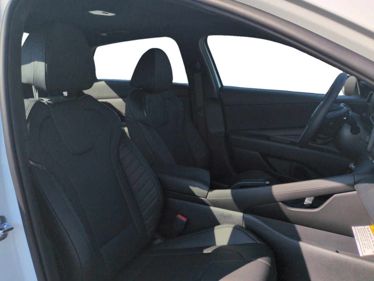 New 2026 Hyundai Elantra SEL Sport FWD image 28