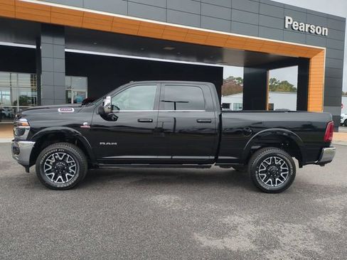 New 2026 RAM 2500 Limited AWD/4WD image 7