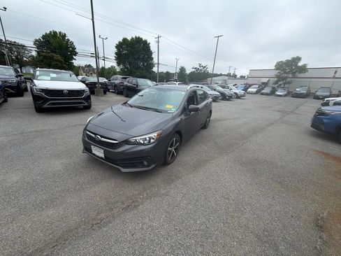 Used 2022 Subaru Impreza Premium AWD/4WD image 3
