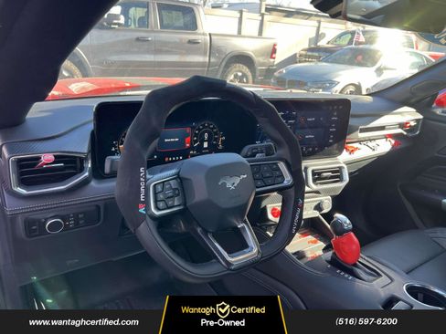 Used 2024 Ford Mustang GT Premium image 12
