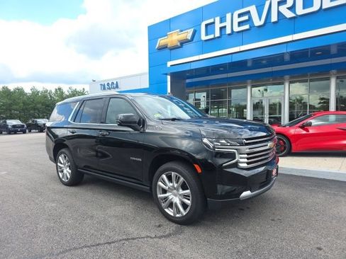 Used 2021 Chevrolet Tahoe High Country w/ Premium Package AWD/4WD image 1