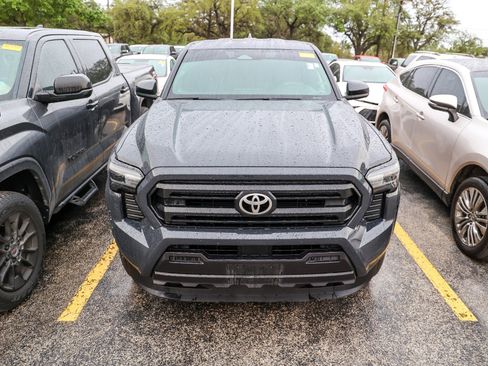 Certified 2025 Toyota Tacoma SR RWD image 5