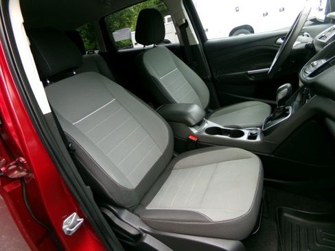 Used 2014 Ford Escape SE w/ Equipment Group 201A AWD/4WD image 11